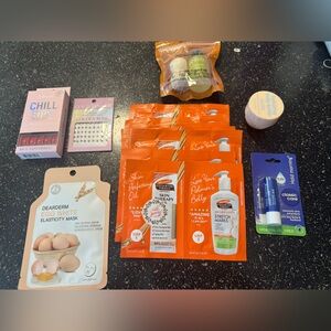 Mask, lotions, lip balm, nails, bath set